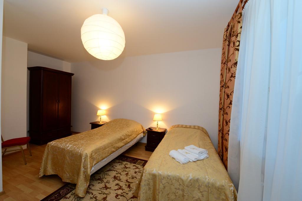B&B Airport Modlin Новы-Двур-Мазовецкий Номер фото