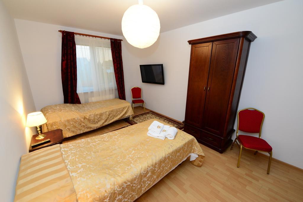 B&B Airport Modlin Новы-Двур-Мазовецкий Номер фото